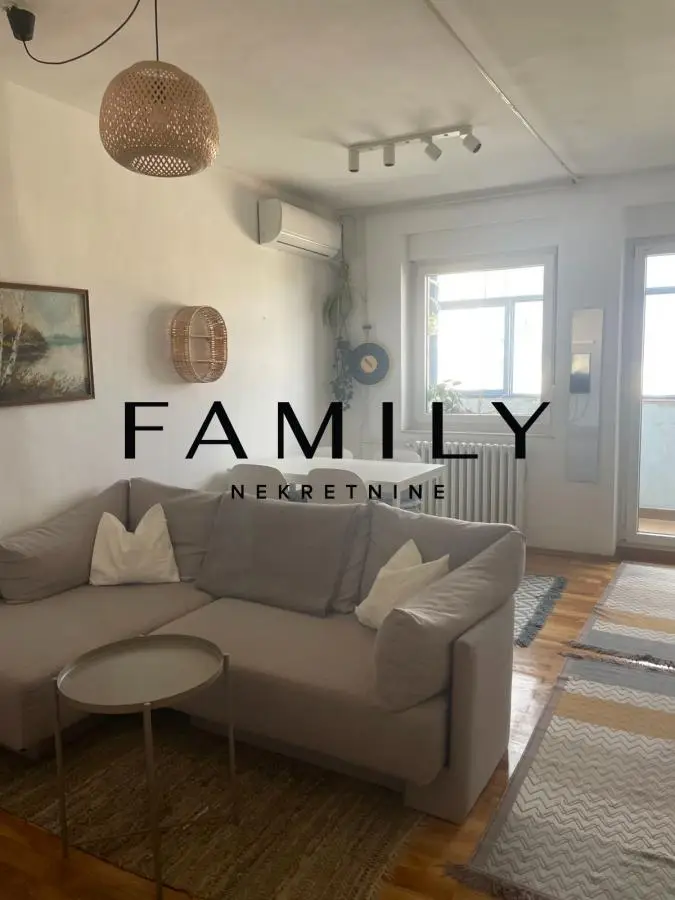 Comfortable and bright 57 m² apartment in an excellent location on Ćirpanova
