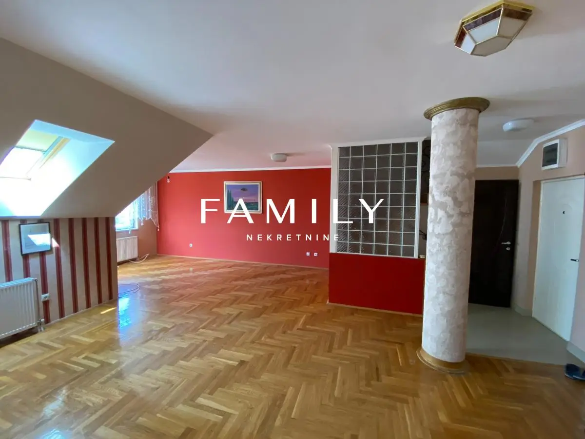 FOR SALE – Spacious and bright three-room duplex with garage, Sajam