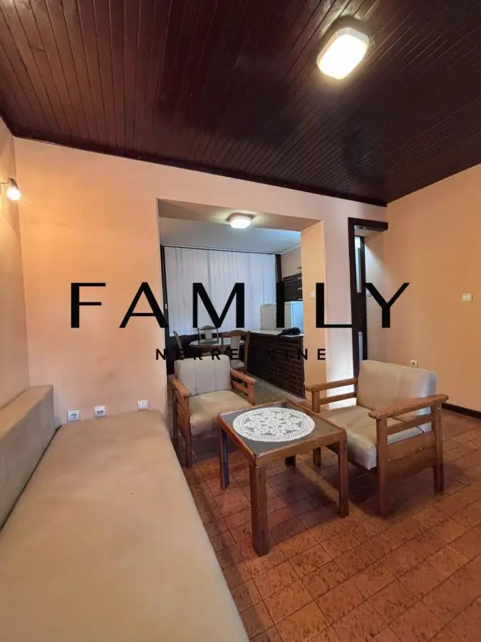 Economical two-room apartment 57 m² – quiet location, Adamovićevo naselje