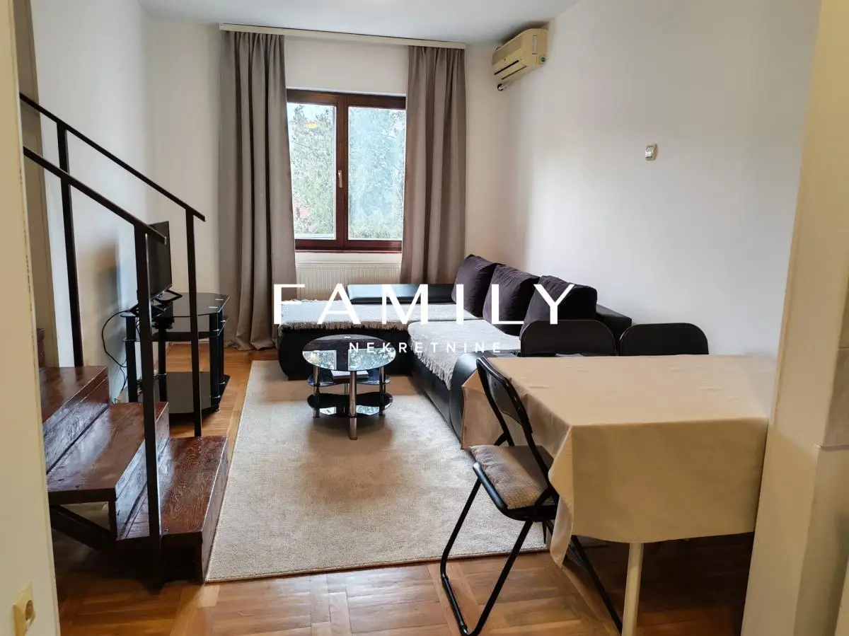 Luxury duplex for rent in the very center of Novi Sad – pedestrian zone of Dunavska street