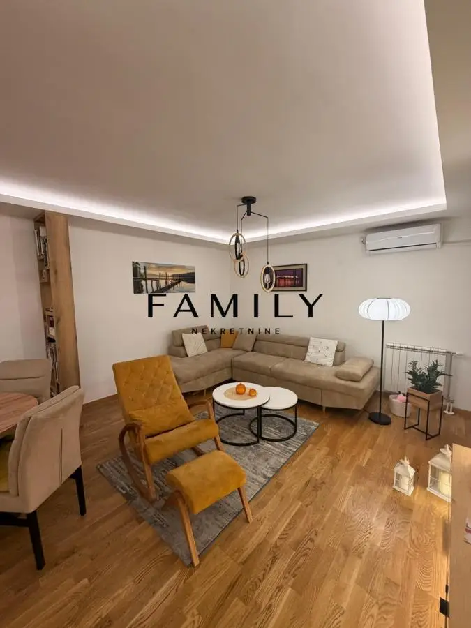 Luxurious two-and-a-half-room apartment in a new building – Detelinara, Novi Sad
