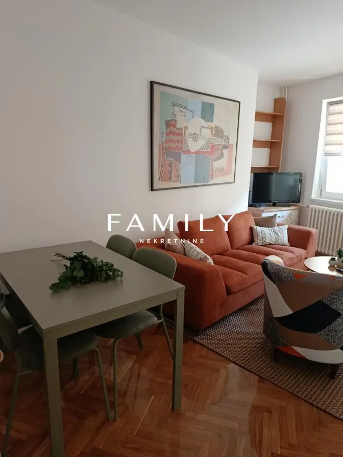 Renovated one-and-a-half room apartment near Futoška market, terrace, elevator