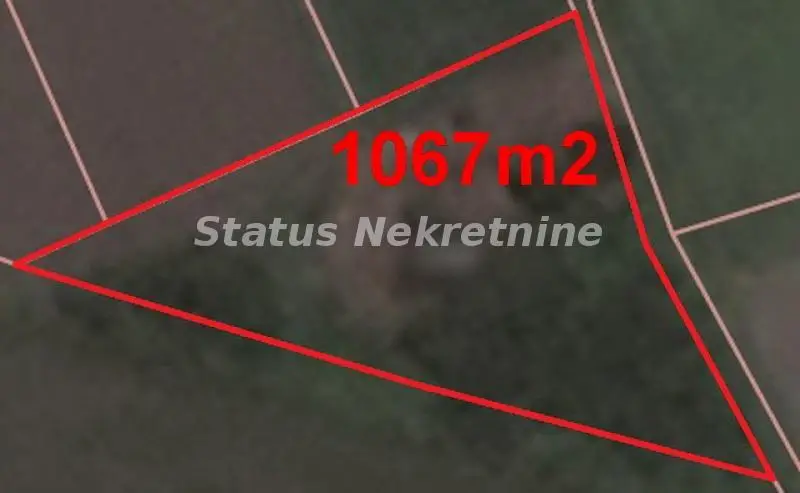 Petrovaradin - Sadovi - fenced Plot 1067 m2 in the Construction area - 065/385 8880