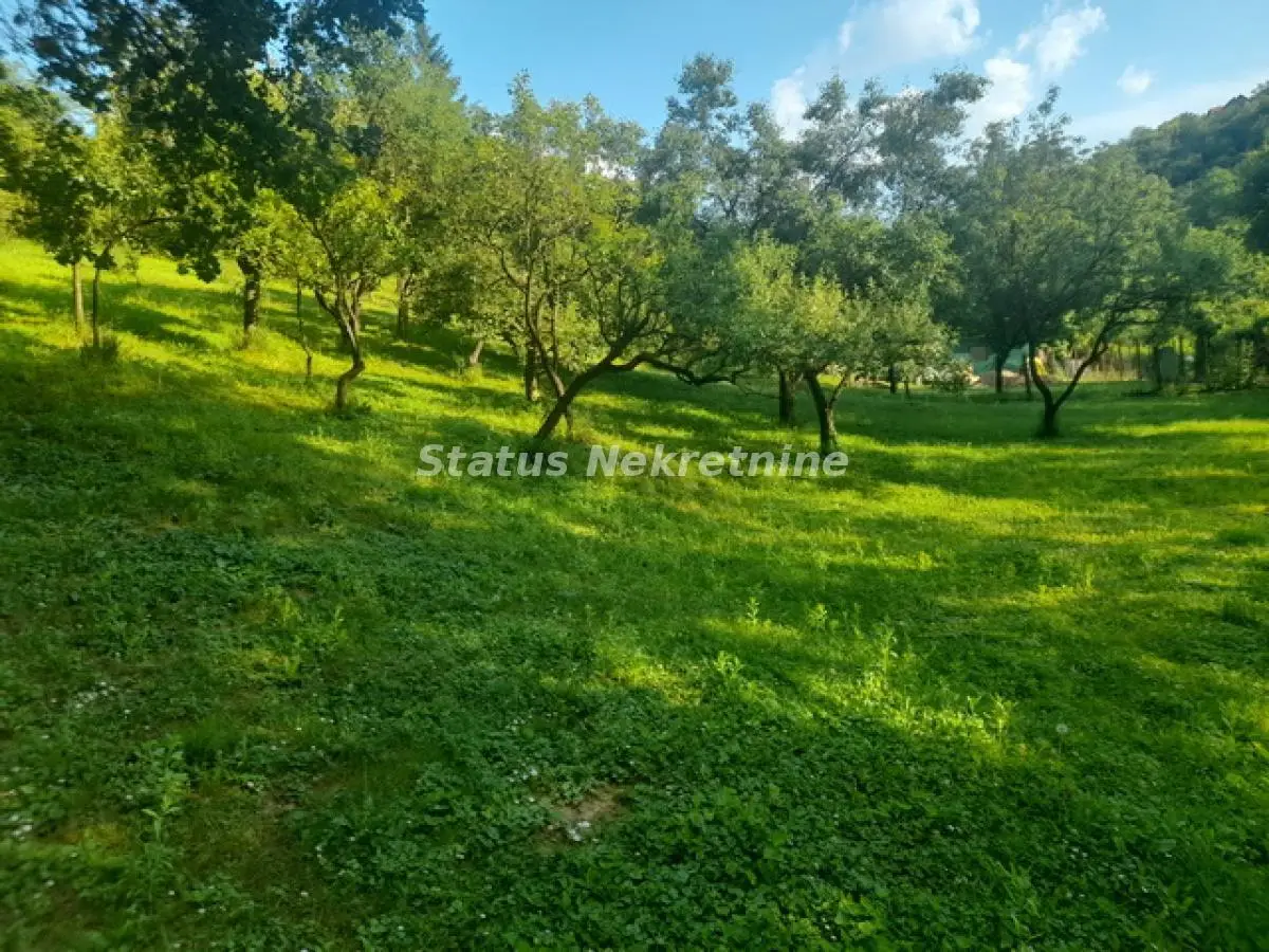 House on Grigovac for enjoyment, plot 2771 m2 in Paradise Garden - 065/385 8880