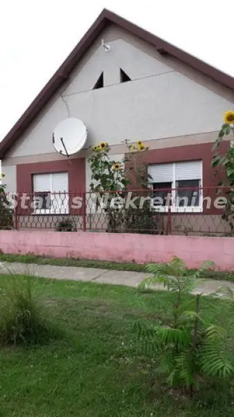 Decent family house 123 m2 below Titelski Hill 35 km from Novi Sad for relaxation-065/385 8880