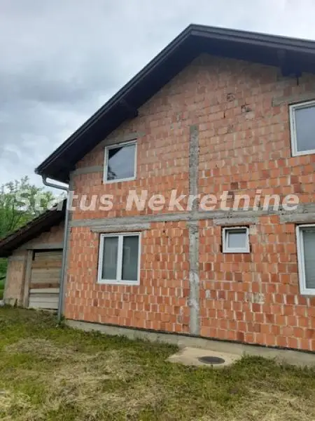 Vrdnik-Registered Unfinished House 160 m2 near the Health Trail-065/385 8880