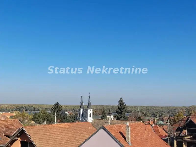 Sremski Karlovci-Unfinished House 230 m2 above the Town Center-065/385 8880