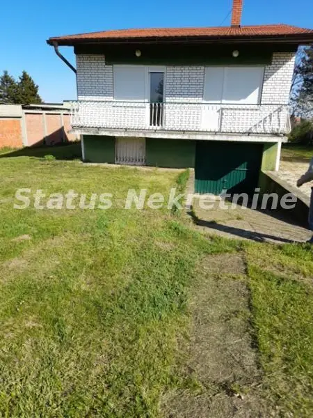 WEEKEND HOUSE - BANSTOL