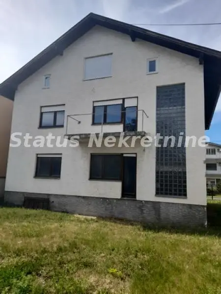 Futog - registered, well-built two-story house 250 m2 in a quiet area closer to Veternik - 065/385 8880