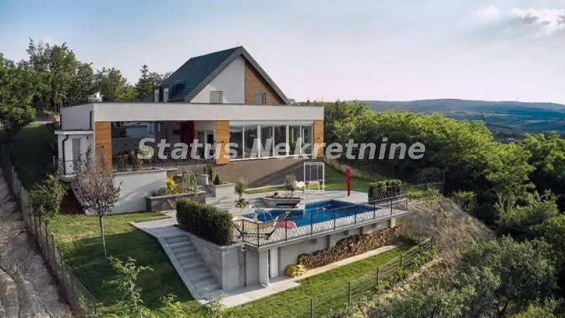 Sremski Karlovci - EXTRA LUXURY VILLA - Excellent Opportunity for LIFE AND ENJOYMENT