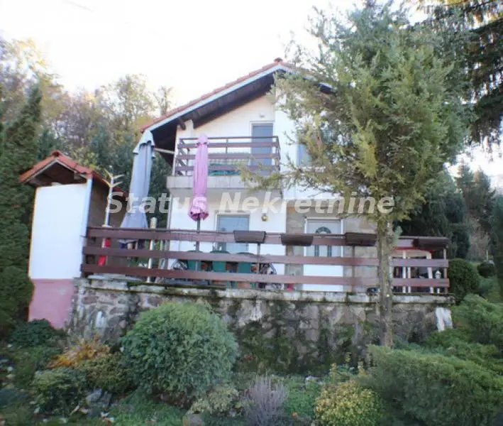 House in Popovica - Exceptional View