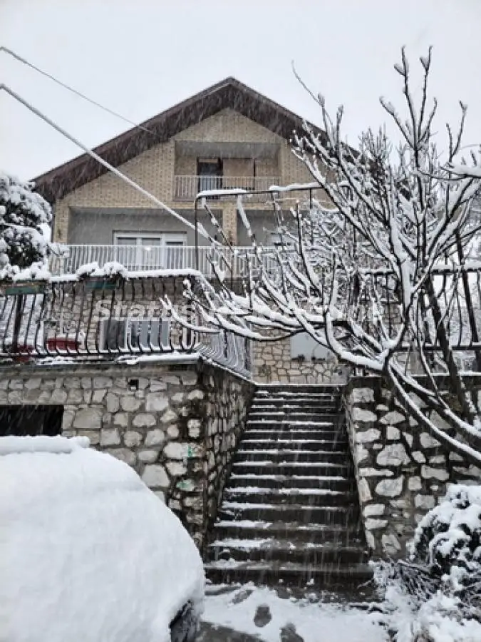 Rakovac-Registered Five-room Family house 210 m2 in Convenient elevated area-065/385 8880