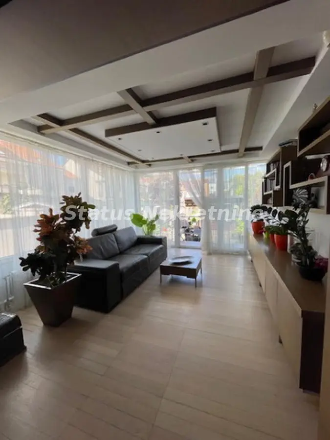 Lipov Gaj - Fantastic House 125 m2 with Furniture and Garage - 065/385 8880