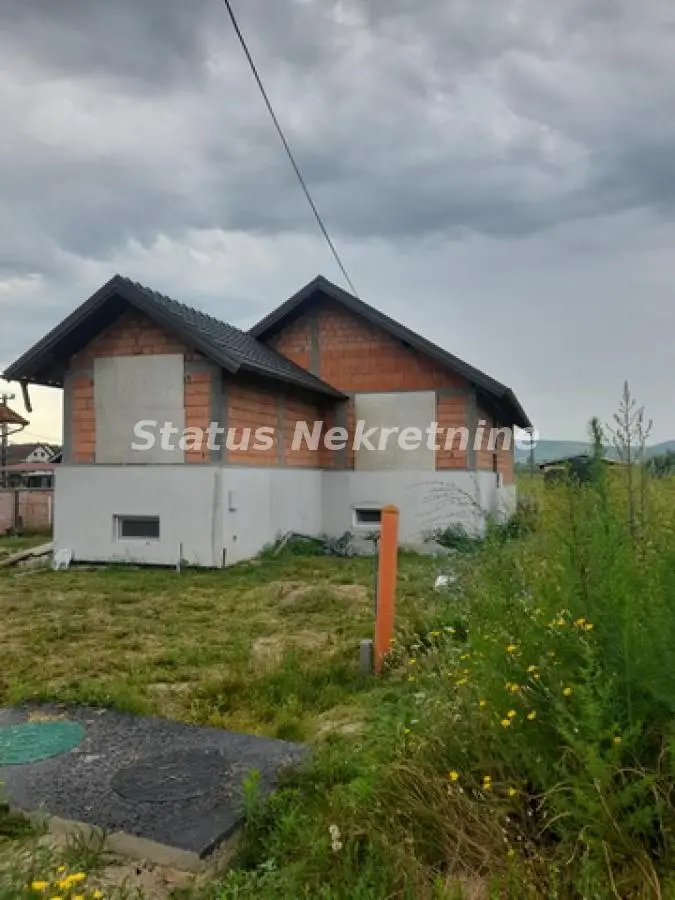 Futog-quality unfinished house 160 m2 on Large Plot 1266 m2-065/385 8880