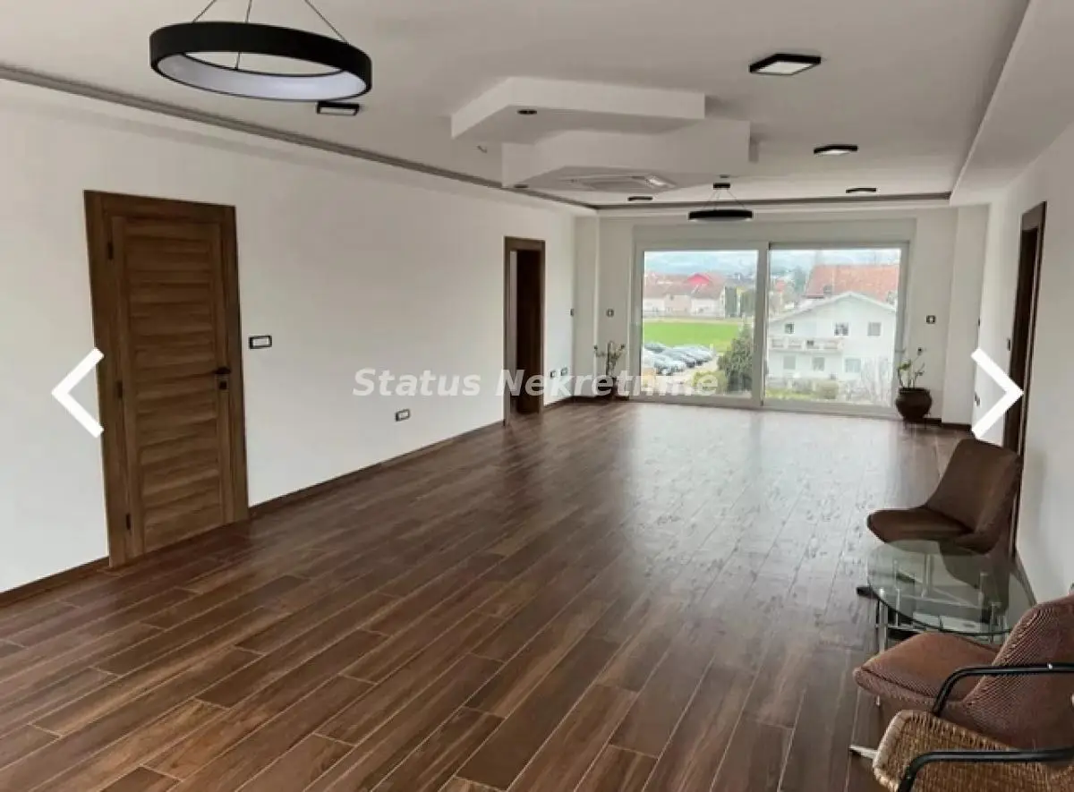 Business Space 250 m2 on Two Levels suitable for offices with 10 Parking Spaces-065/385 8880