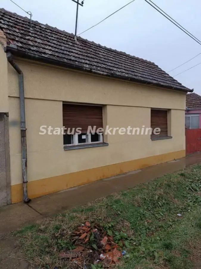 Šid-Decent Family House 122 m2 with Two Residential Units-065/385 8880