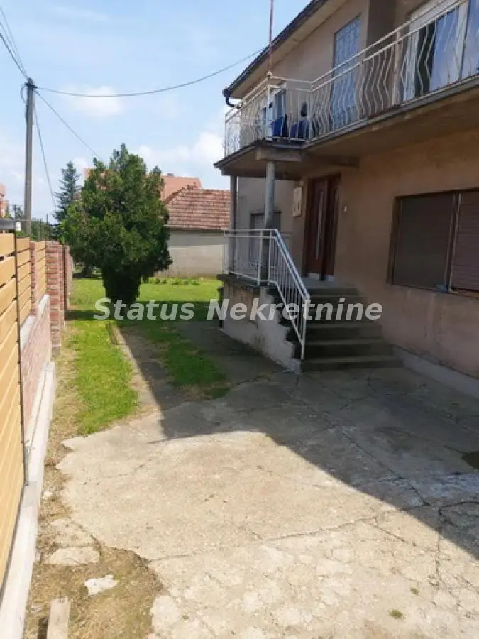 Čortanovci -Excellent family house