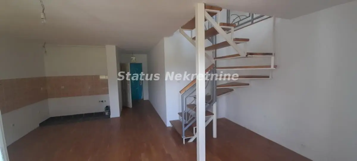 Novo Naselje - Commercial Space 128 m2 Duplex Suitable for Offices in Quiet Area - 065/385 8880