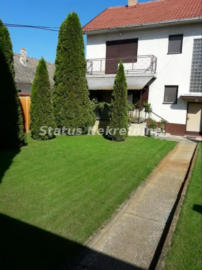 QUALITY, REGISTERED TWO-STORY HOUSE 170M2+82M2, BAČKA PALANKA, NEAR CENTER, LARGE PLOT