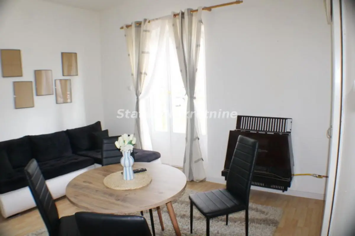Zrenjanin-Extra luxuriously furnished apartment