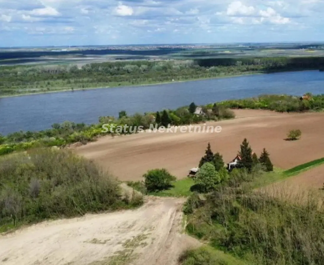 Slankamen Vineyards- Affordable- Registered Plot 1460 m2 with a View of the Danube-065/385 8880