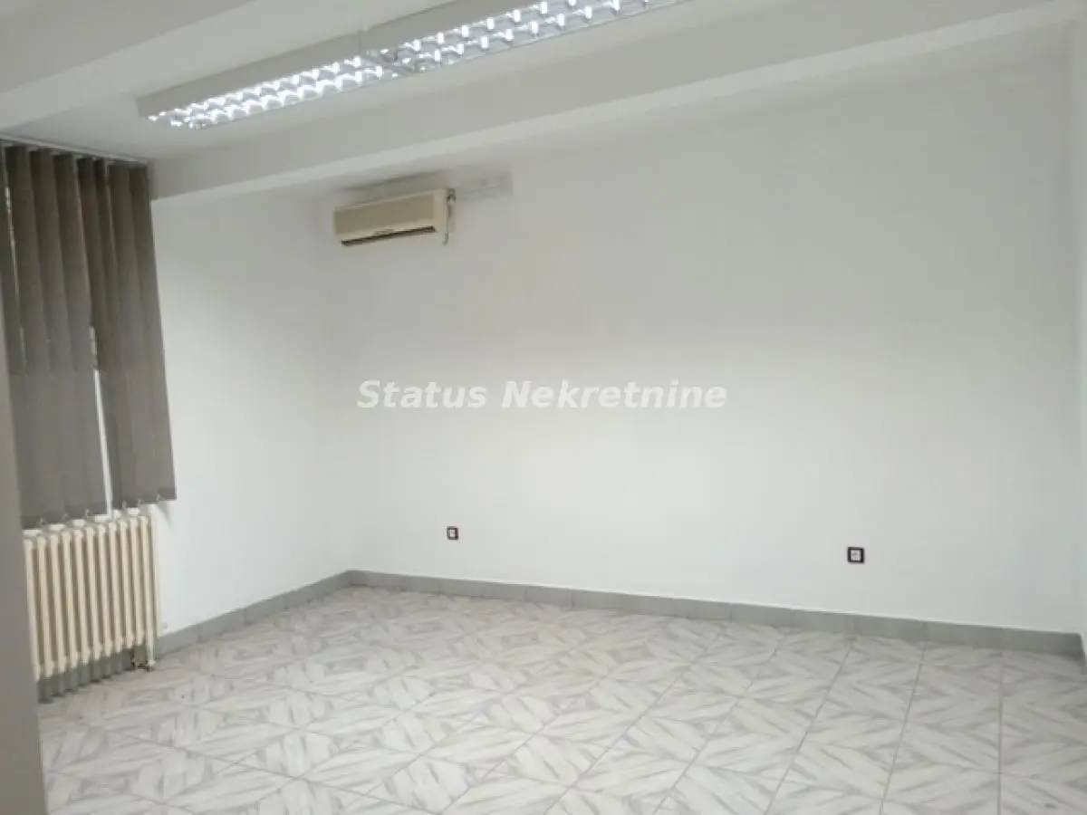 Maksima Gorkog-Office Space-147 m2-065/3858-888