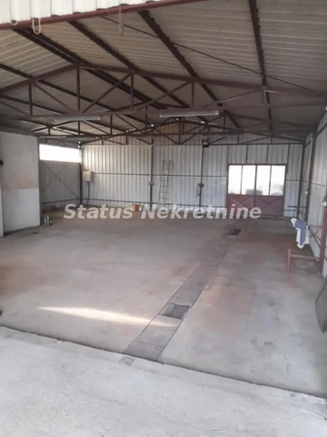 Futog-Immediately available hall 140 m2 for craftsmen or warehouse-Rent 800e-065/385 8880