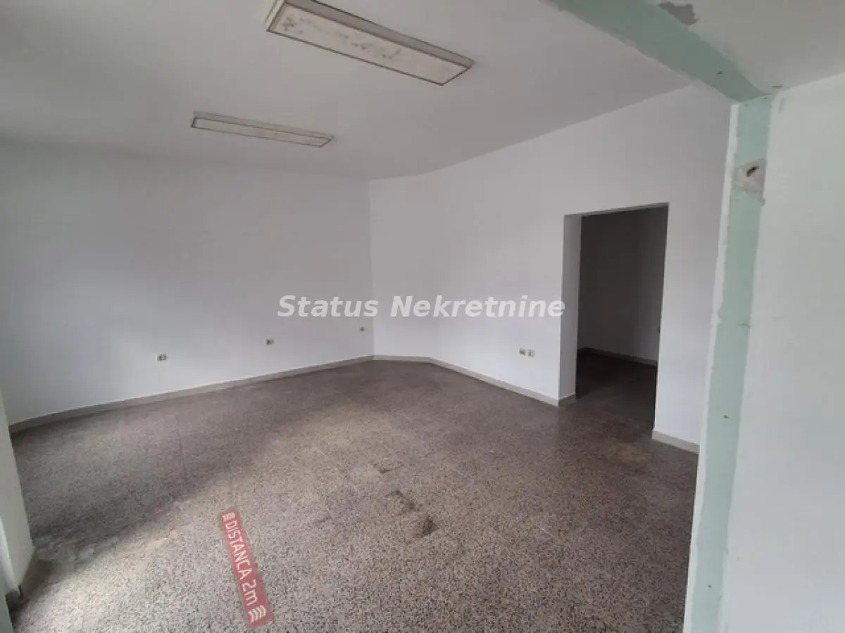Podbara - Empty Shop 90 m2 for Various Businesses - Rent 700€ - 065/385 8880
