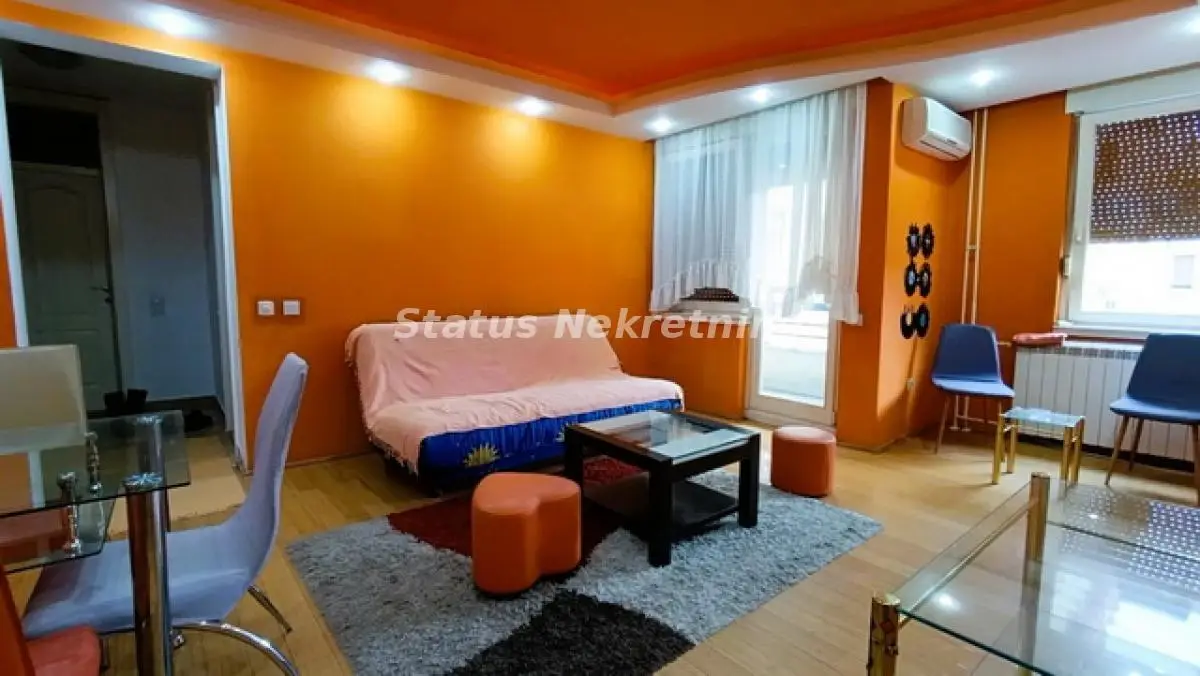 Bulevar - Registered Nice Two-room Apartment 53 m2 on the fourth floor across from Futoška Market - 065/385 8880