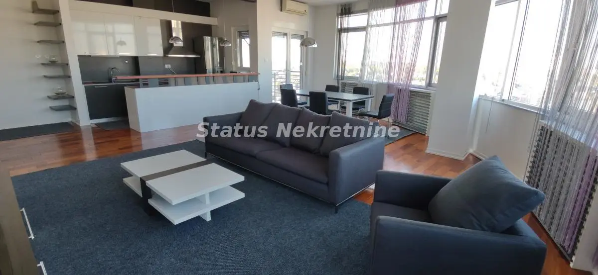Boulevard of Europe-Luxuriously Furnished Large Four-Room Apartment 114 m2 with a View-065/385 8880