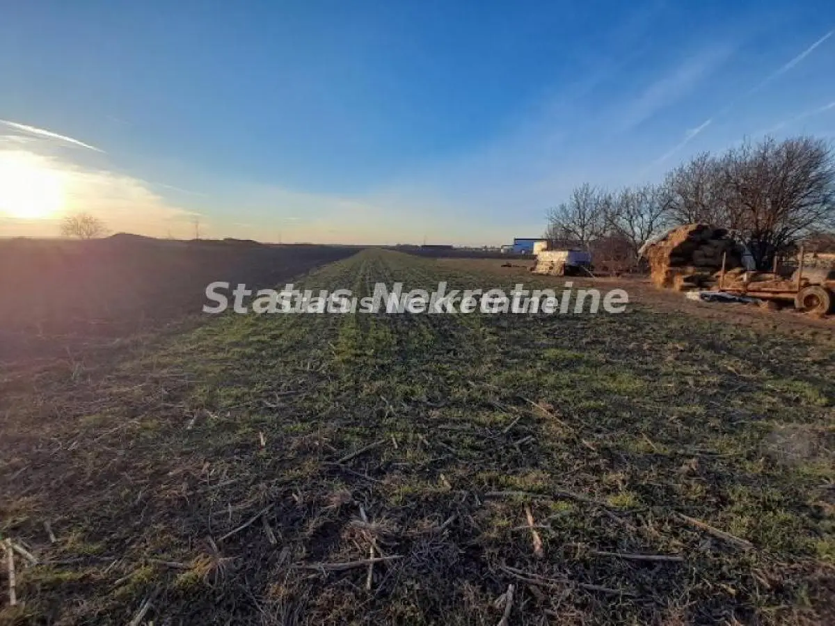 LAND 5640M2 ON THE NOVI SAD-RUMENKA ROUTE 260 000EU