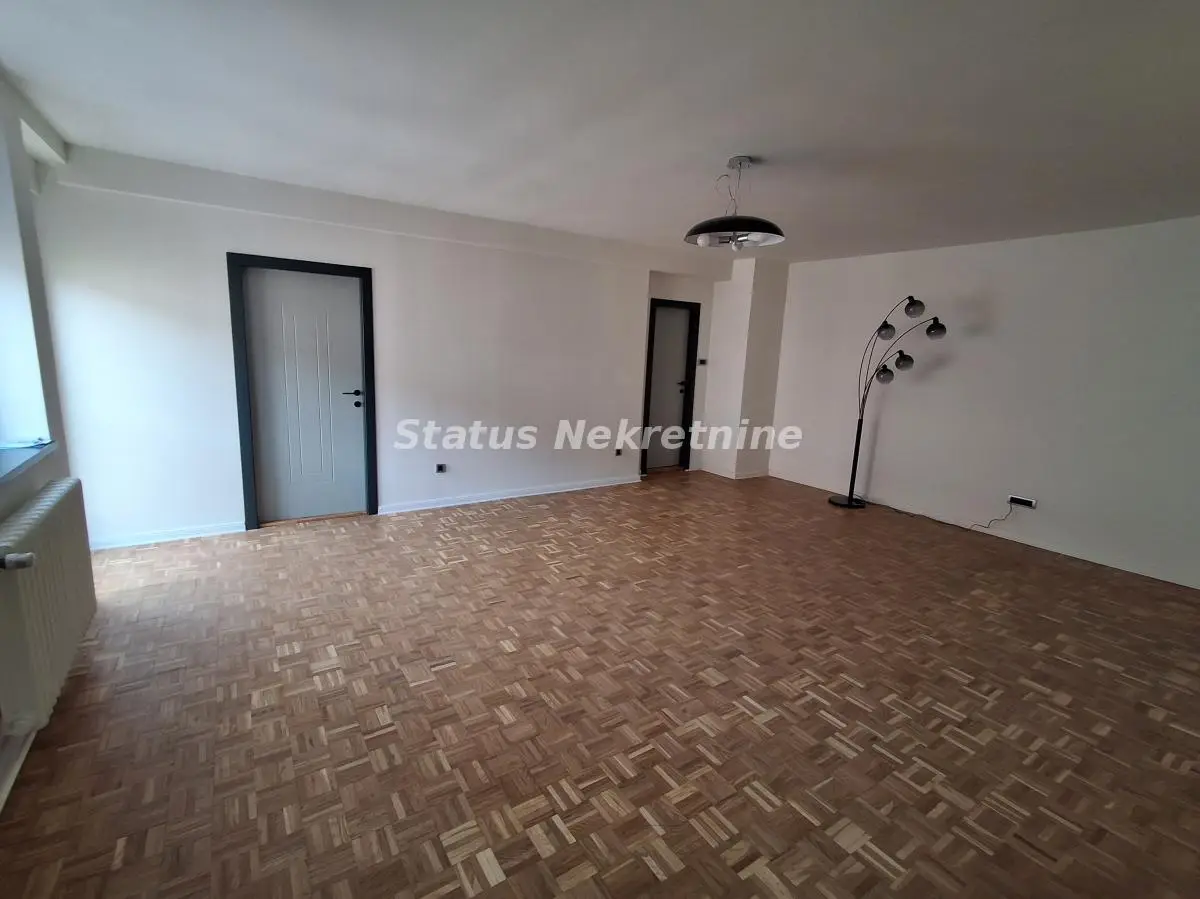Novi Sad, Cara Dušana – two-room 64m2