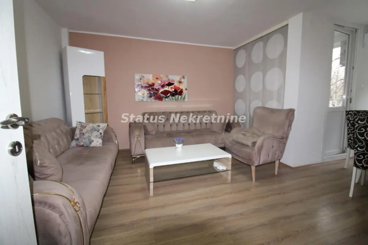 Two-room Apartment 52 m², Liman 3, Novi Sad, 1st floor