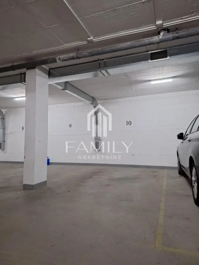 GARAGE SPACE FOR RENT – BOGOBOJA ATANACKOVIĆA, SAJAM