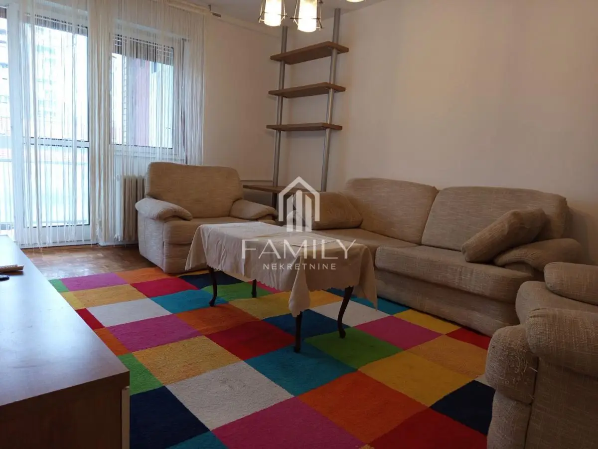 Three-room apartment 74m² in Liman 3 – excellent location, elevator, terrace