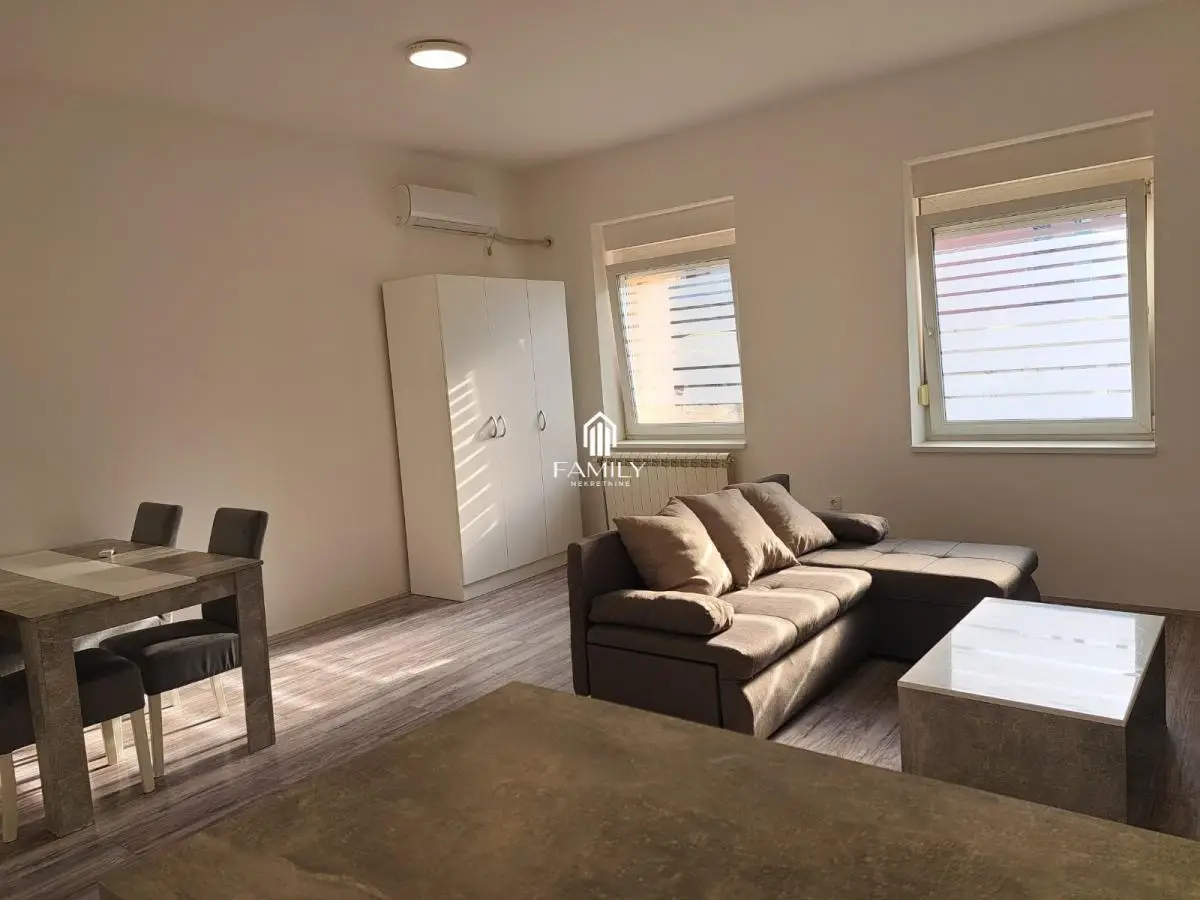Three-room apartment - a few minutes from Futoška Market