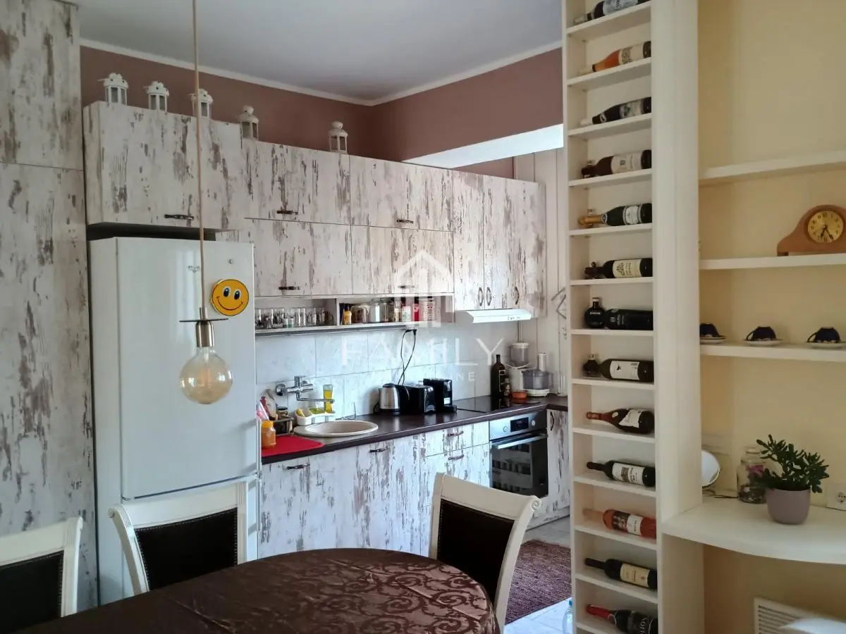 Spacious three-room apartment in the center of Novi Sad – also suitable for office space