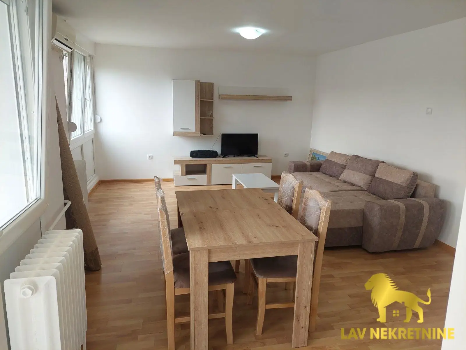 Two-room apartment for rent in Liman III, Balzakova Street.&nbsp; Available immediately. Not pet friendly.Lav 2020 real estate. Agen