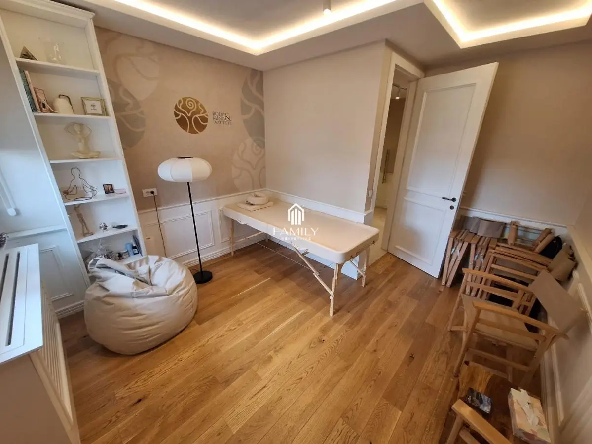 TWO-ROOM APARTMENT – 64m² –