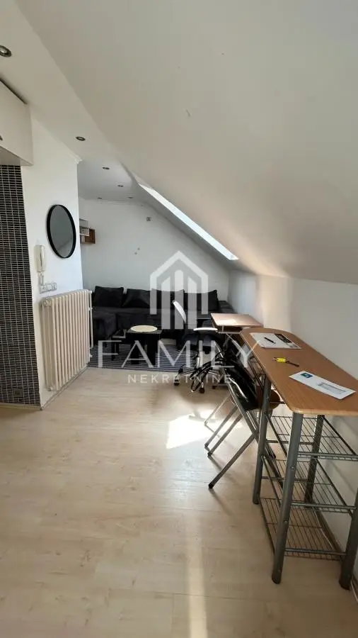 Studio 18m² – excellent location, low expenses – €250