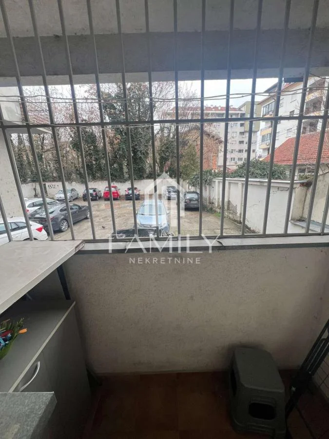 Grbavica, Novi Sad – 1.5-room apartment, 29 m², high ground floor