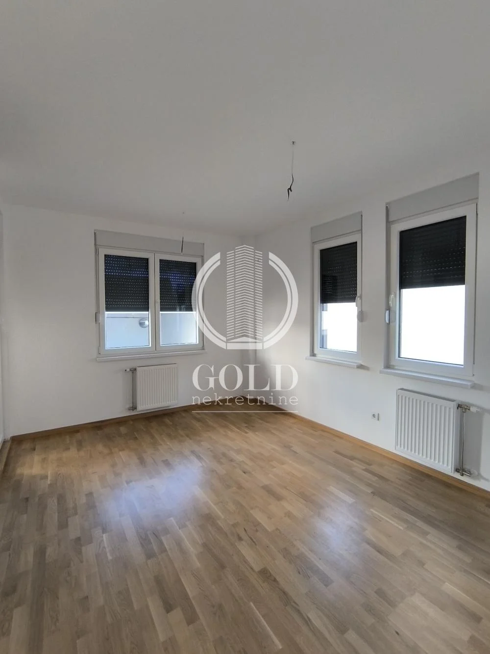 Beautiful, never lived in one-and-a-half-room apartment in Telep! ID#10798