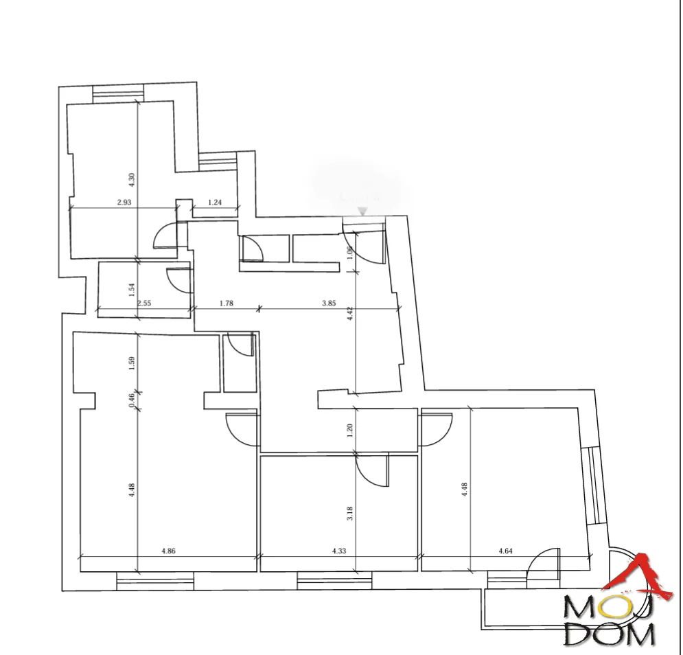 In the heart of Novi Sad, just a few steps from the charming quay in the Old Town, is this fully renovated salon apartment radiating elegance and modern spirit. Spacious rooms, carefully designed for contemporary living, are intertwined with natural