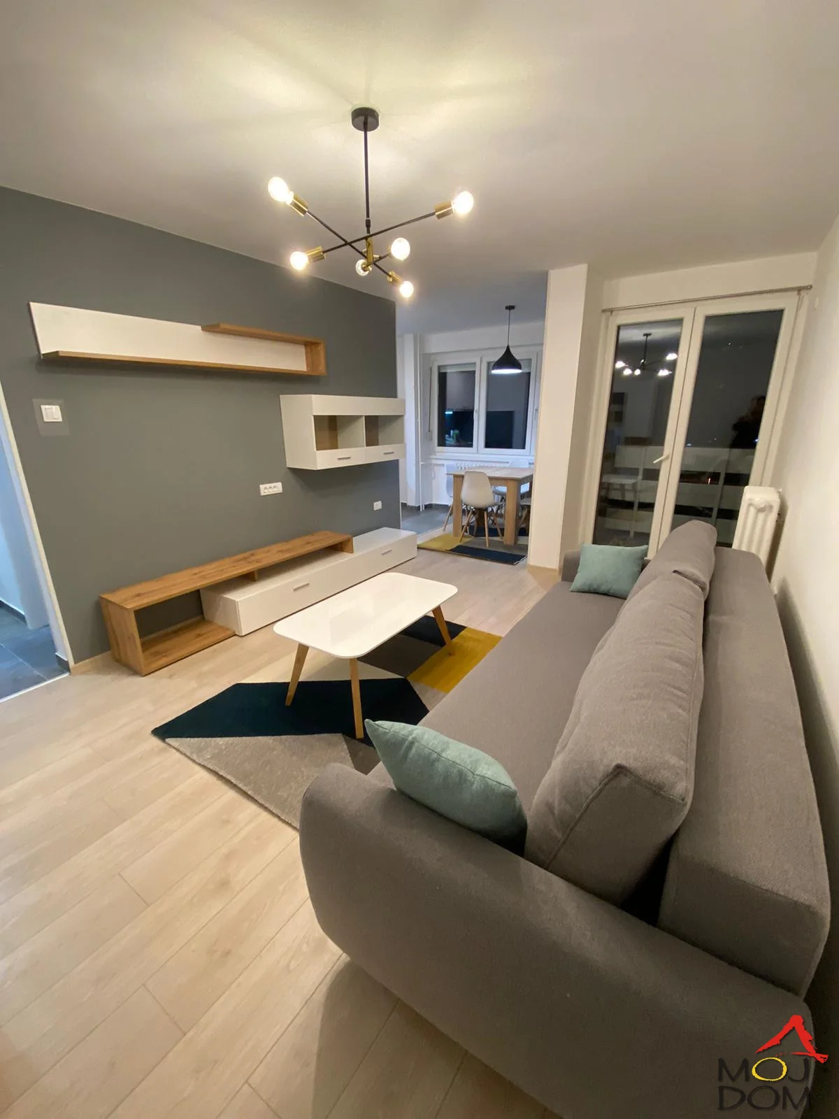 Novi Sad – Bulevar Oslobođenja | One-bedroom apartment for sale near the Railway Station

For sale: completely renovated and modernly equipped one-bedroom apartment at an excellent location in Novi Sad, on Bulevar Oslobođenja, close to the railway
