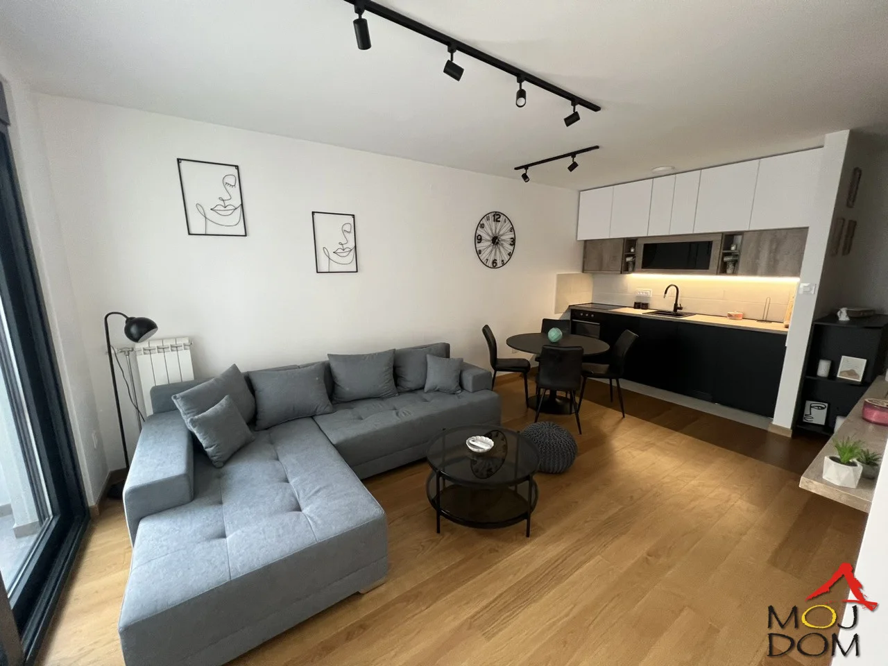We are selling a beautiful new apartment in a newly constructed building of exceptional quality, developed by a renowned investor at a great location.

The apartment is fully equipped with new furniture and appliances, custom-made kitchen with built-in devices, each room has its own ai