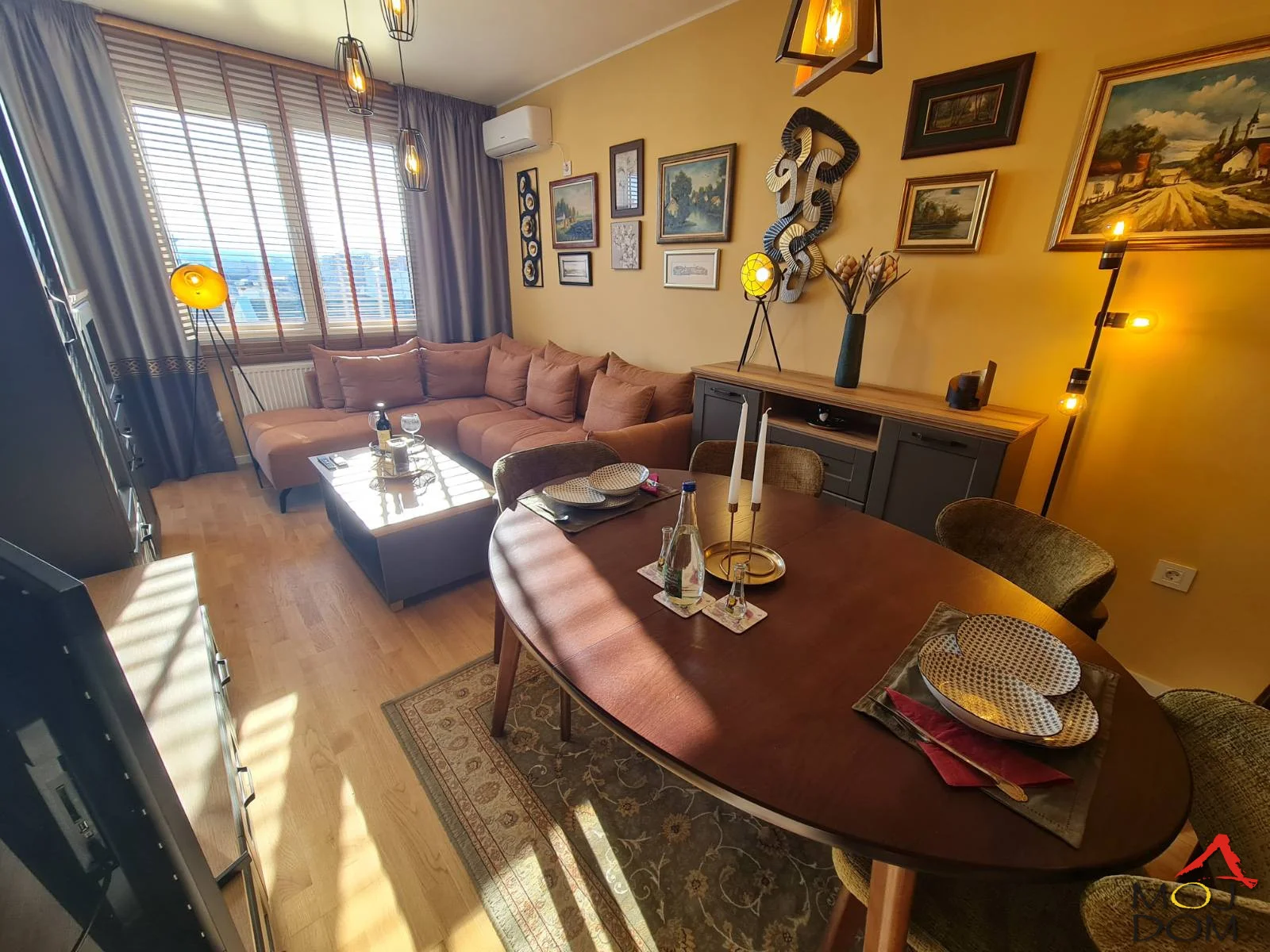 For sale: modern and very pleasant two-and-a-half-room apartment of 59 m² in Telep, at one of the most desirable locations in Novi Sad – Bulevar patrijarha Pavla. The apartment is in a mini villa, in a high-quality building occupied since summer 2025.