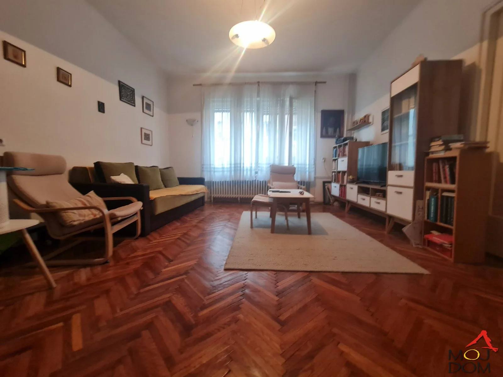 Продается старинная квартира в центре Нови-Сада – рядом с Рыбным рынком

В продаже крайне редкая и привлекательная недвижимость — аутентичная квартира в старинном стиле, расположенная на одной из самых престижных локаций самого центра Нови-Сада, в непосредственной близости к Рыбному рынку.