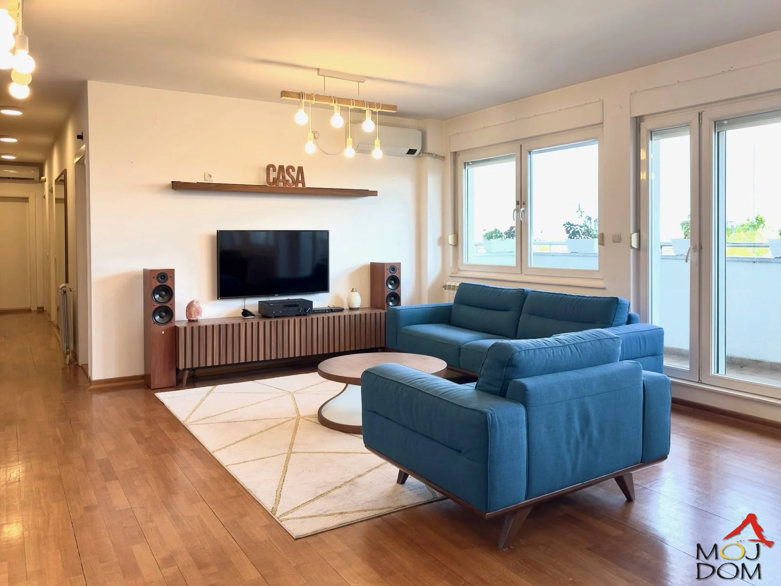 Na prodaju četvorosoban stan od 112 m² na Maksima Gorkog – Novi Sad

U ponudi je izuzetan četvorosoban stan (112 m²) na jednoj od najtraženijih lokacija u Novom Sadu – ulica Maksima Gorkog, idealno pozicionirana između centra grada, Limana 
