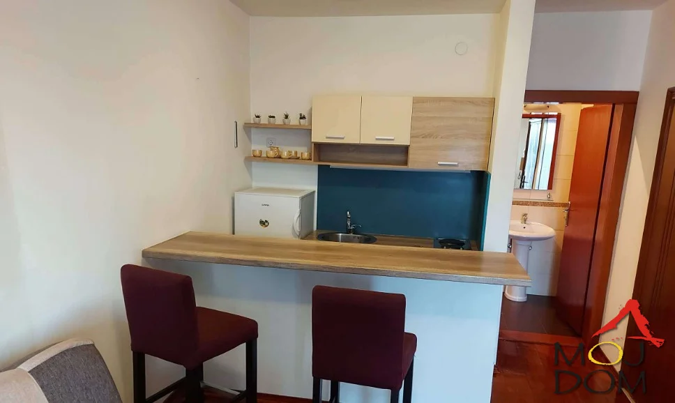 Studio apartment for rent in Salajka.
Ref: 9103502
Moj Dom Real Estate, Novi Sad, Reg. No. 174