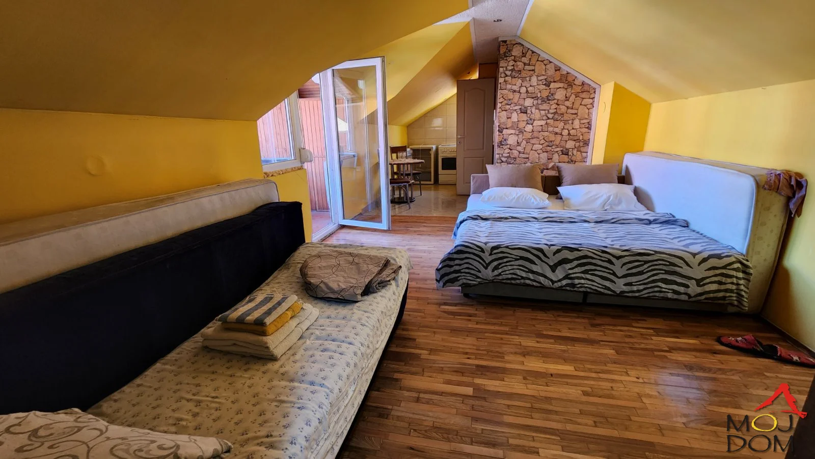 Apartment for rent at a great location in Petrovaradin – comfort, quality, and additional amenities

Modern and functional apartment for rent at an extremely attractive location in Petrovaradin, in a quiet and urban setting, with excellent connections to the city center